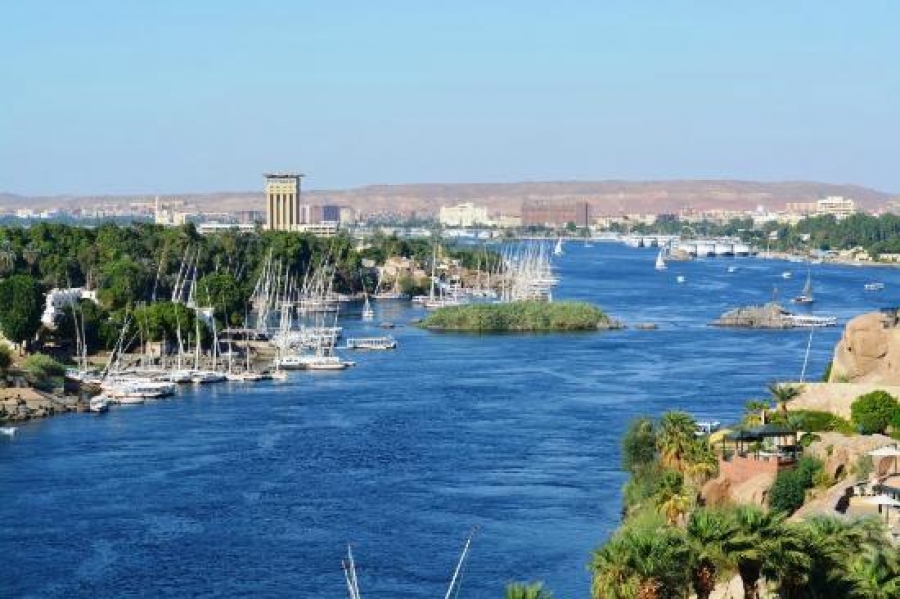 ADT2 – Elephantine island, botanical gardens, and tombs of Nobles